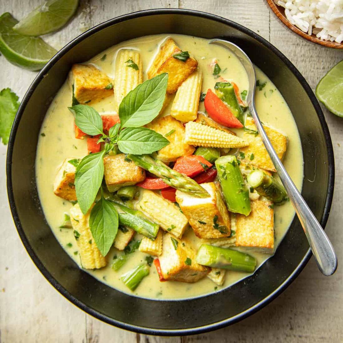 Thai Green Chicken Curry at A’Züla, AmanDagat Beach Resort
